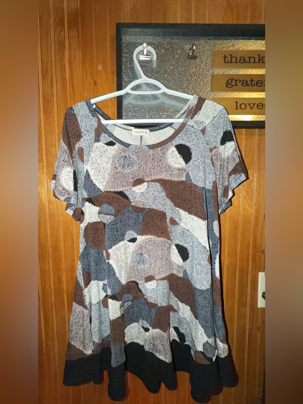 LARACE Relaxed Short Sleeve Tunic in Brown, Gray & Black